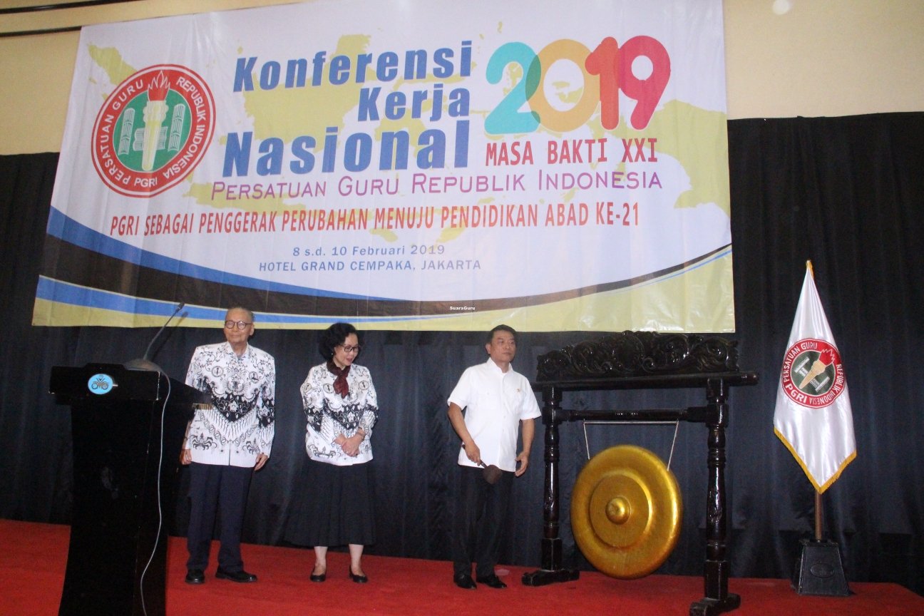 KONFERENSI KERJA NASIONAL PGRI TAHUN 2019, MASA BAKTI XXI: “PGRI Sebagai Penggerak Perubahan Menuju Pendidikan Abad Ke-21”