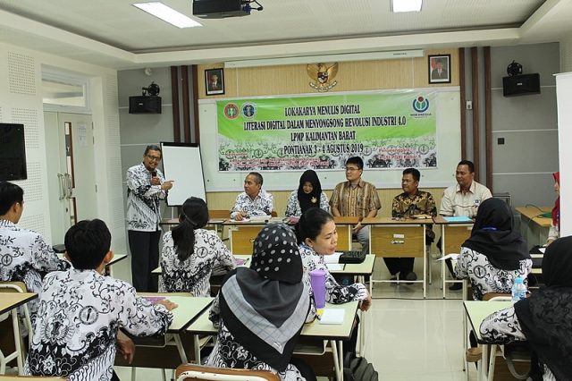 Lokakarya Menulis Wikipedia di LPMP Kalbar, kerjasama PGRI-Wikimedia Indonesia-AGSI PGRI Kalbar
