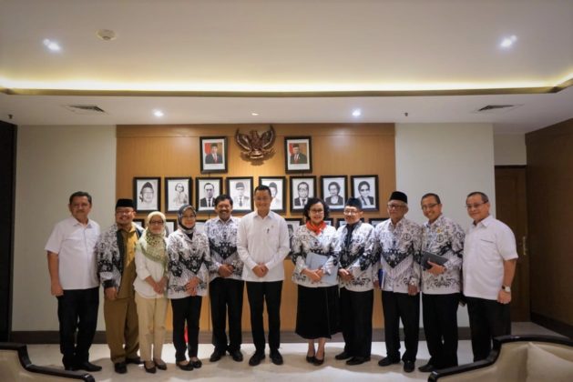 Audiensi Dengan Menteri Sosial PB PGRI Ingin Melakukan Kerjasama