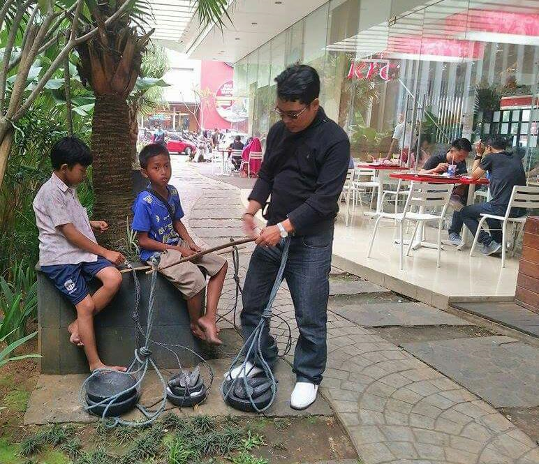 Tiga Anak Hebat
