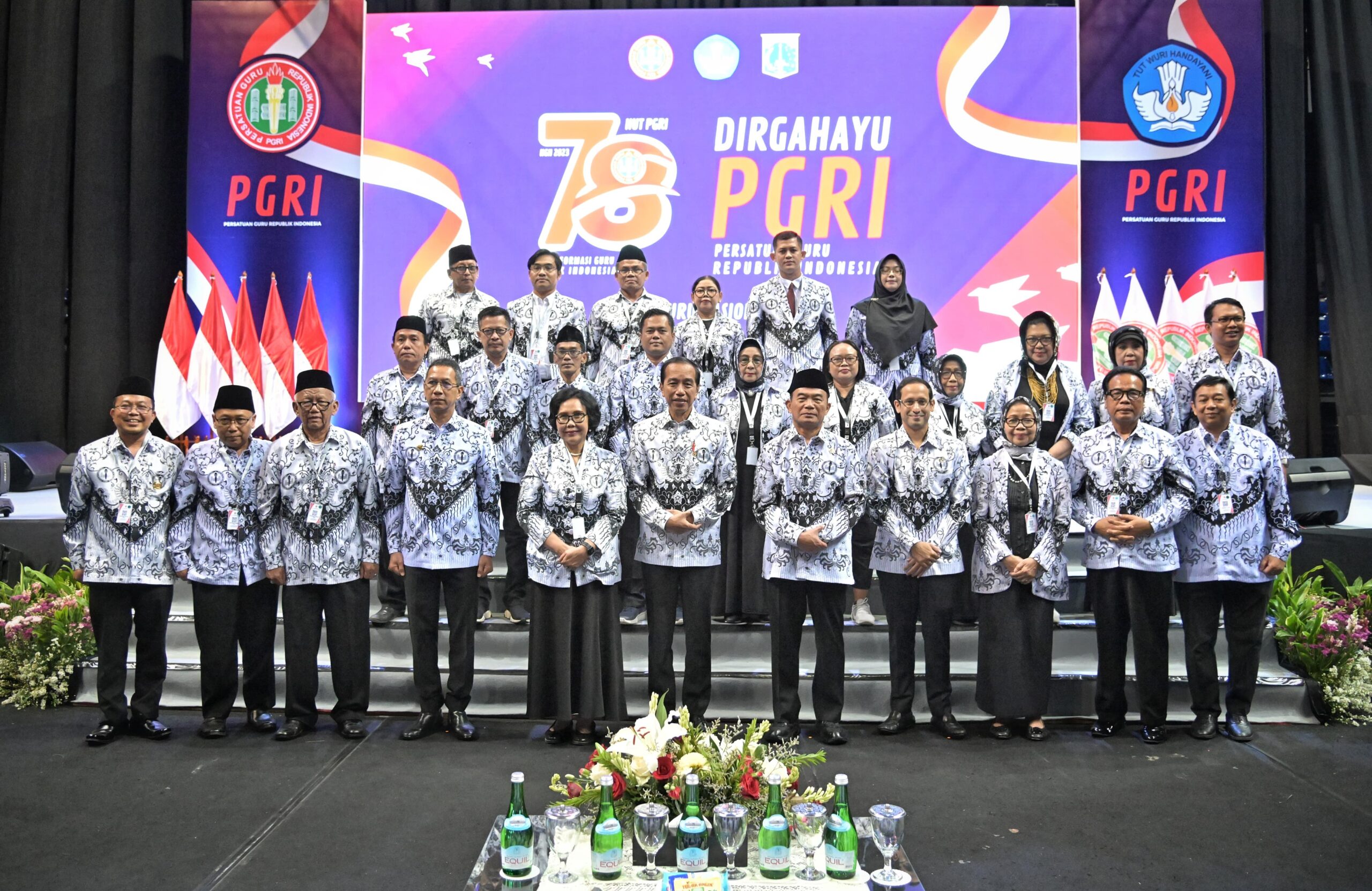 Ketua Umum Pengurus Besar PGRI Prof. Dr. Unifah Rosyidi, M.Pd